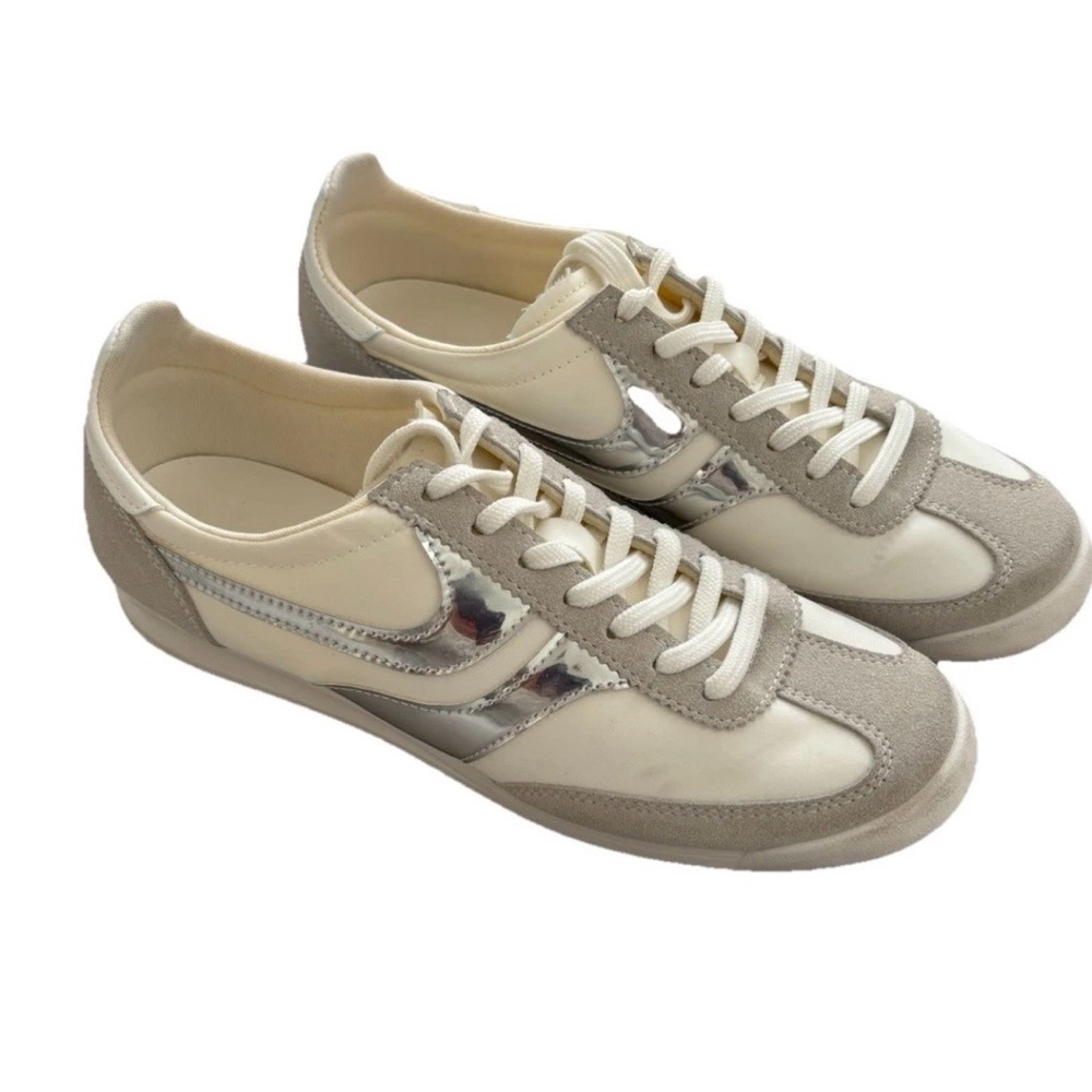 Madden Girl Janice White Silver Low Top Sneakers 7.5M Metallic Accent